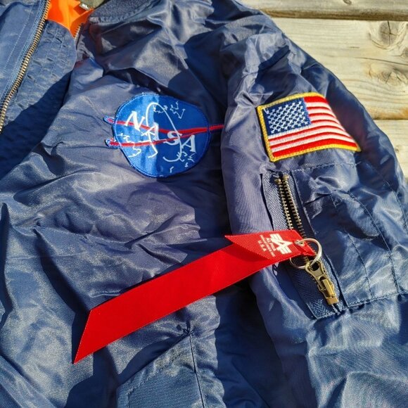 Woman’s MA-1 Bomber Jacket NASA Flight Jacket - Picture 3 of 10